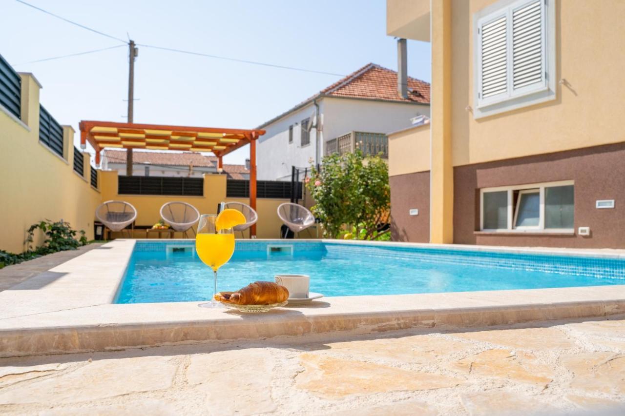 Apartments Dijana Zadar Exterior foto